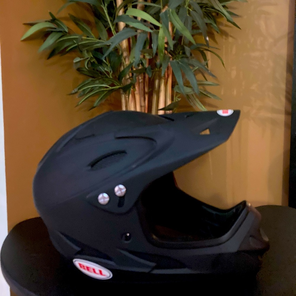 Bell Adults' Servo™ Helmet